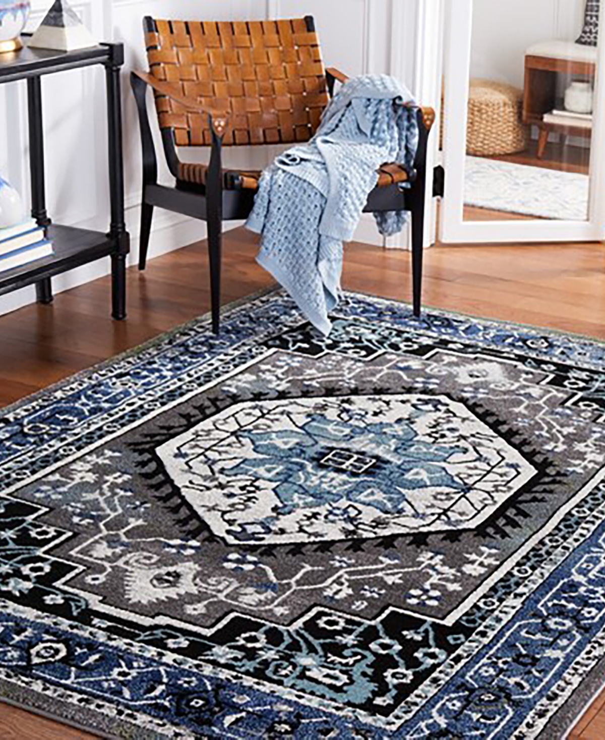 Safavieh Vintage Hamadan VTH264M 5'3"x7'6" Area Rug