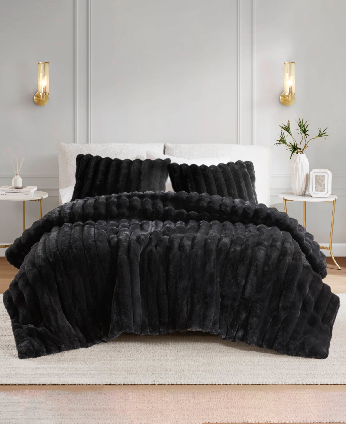 Madison Park Jasmine Faux Fur Reverse To Velvet 3-pc. Comforter Set, Full/queen In Black