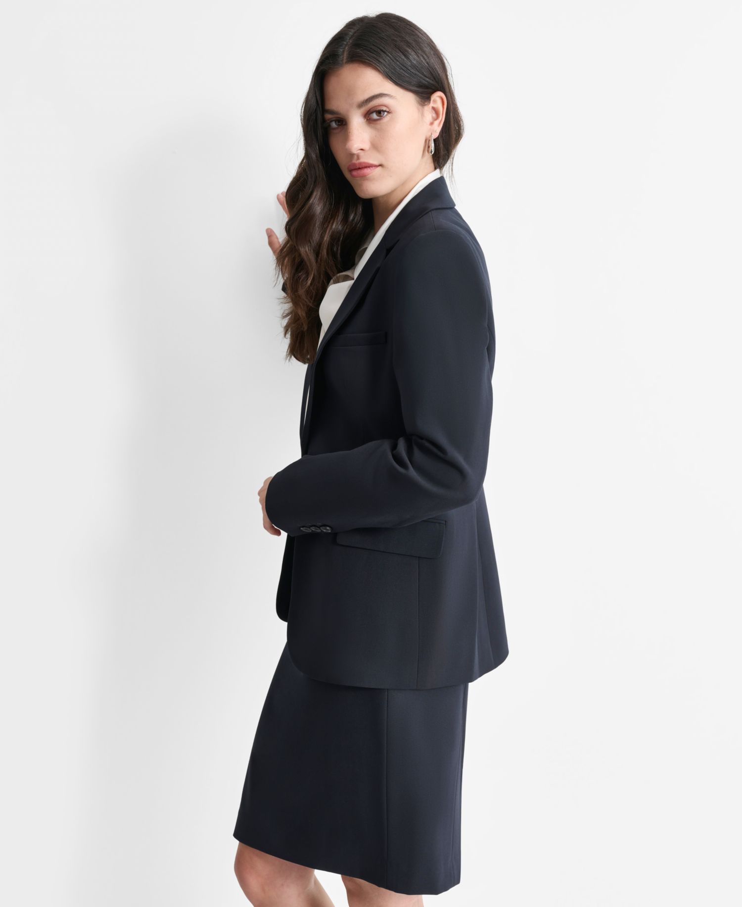 Women’s Single-Button-Front Long-Sleeve Blazer