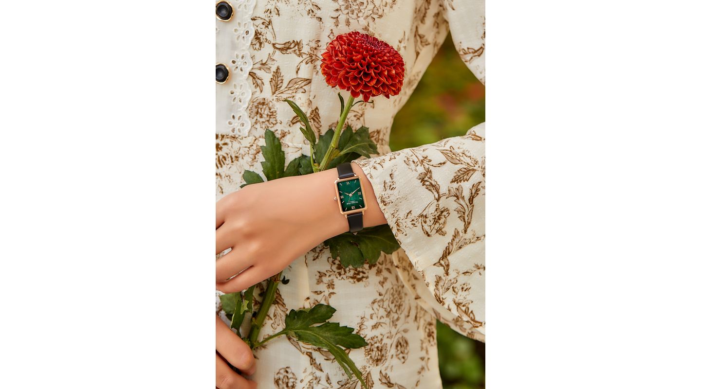 Женские часы Victoria Hyde London Rectangular Watch by Victoria Hyde, цвет: Чёрный зелёный — фото 5