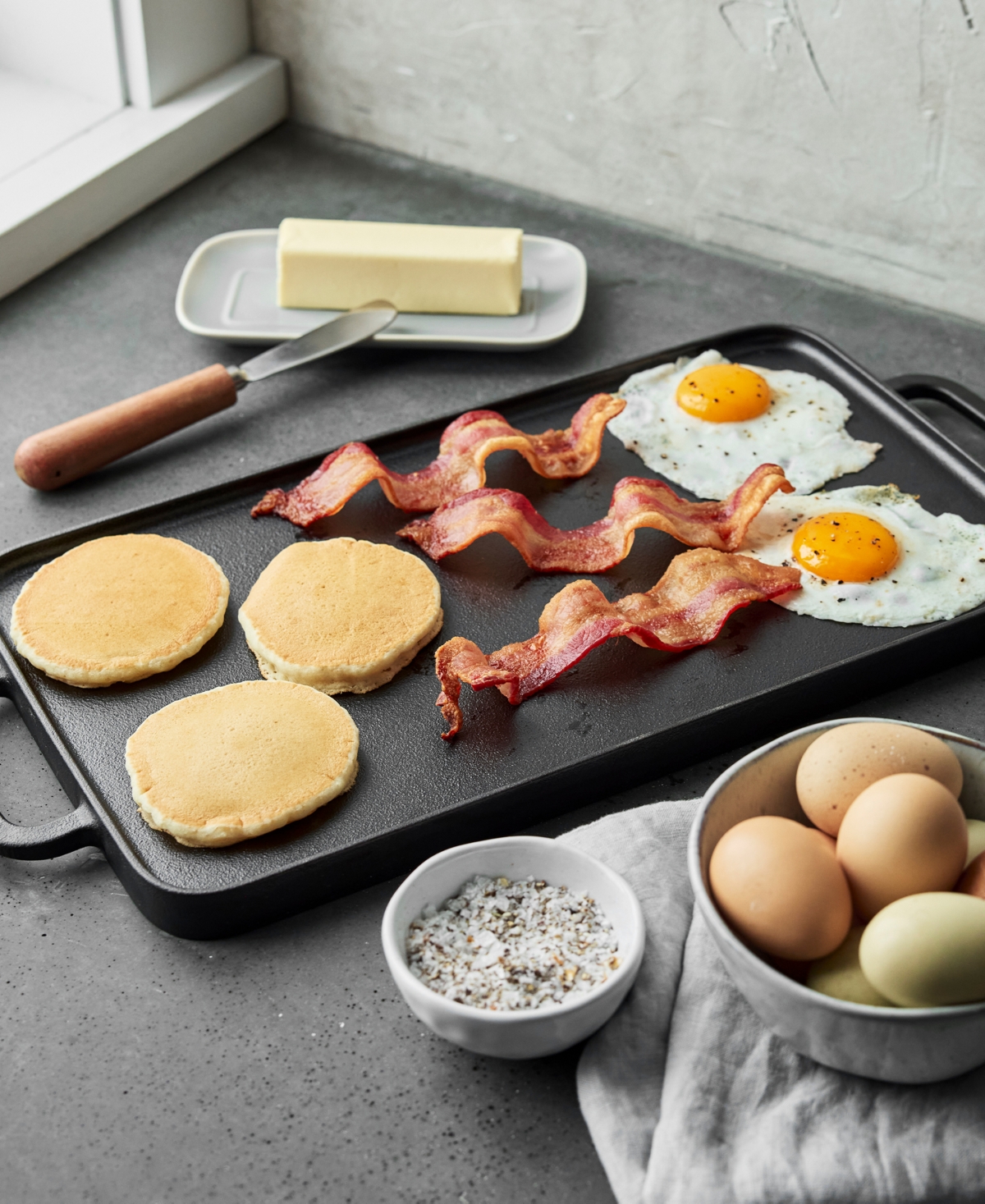 Greenpan X Bobby Flay Reversible Cast Iron 11" X 16.5" Grill Griddle In Black