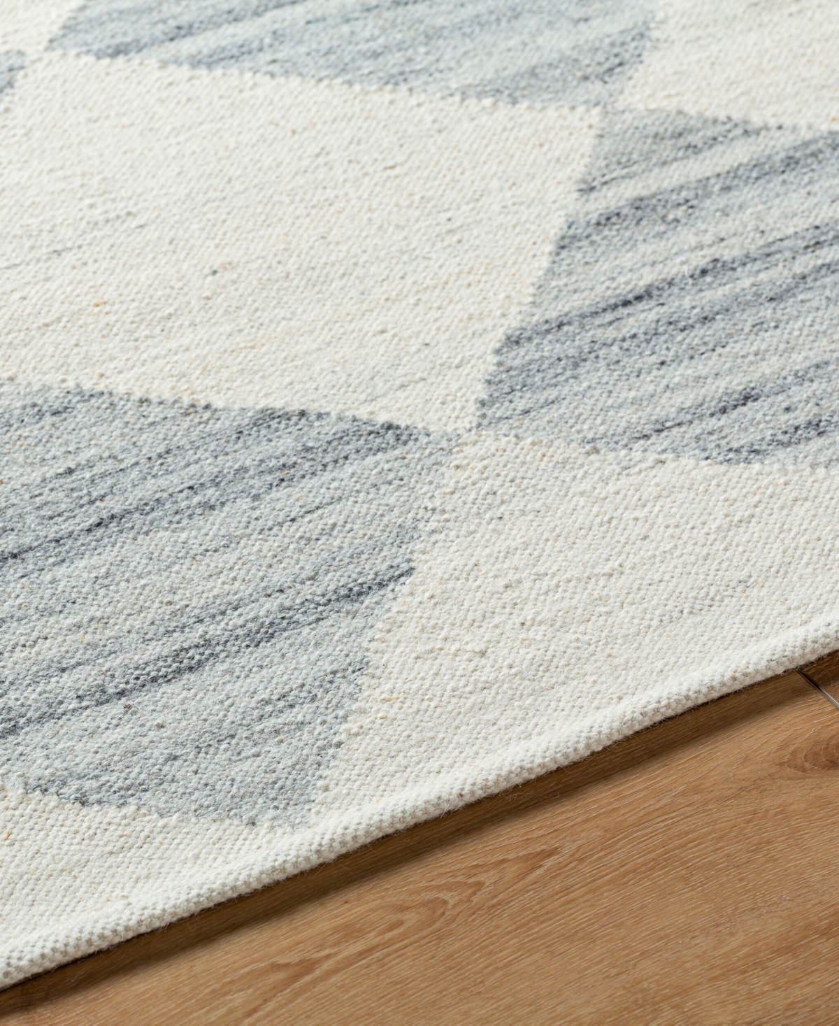 Livabliss Antho Vvat-2303 2'x3' Area Rug In Cream,gray