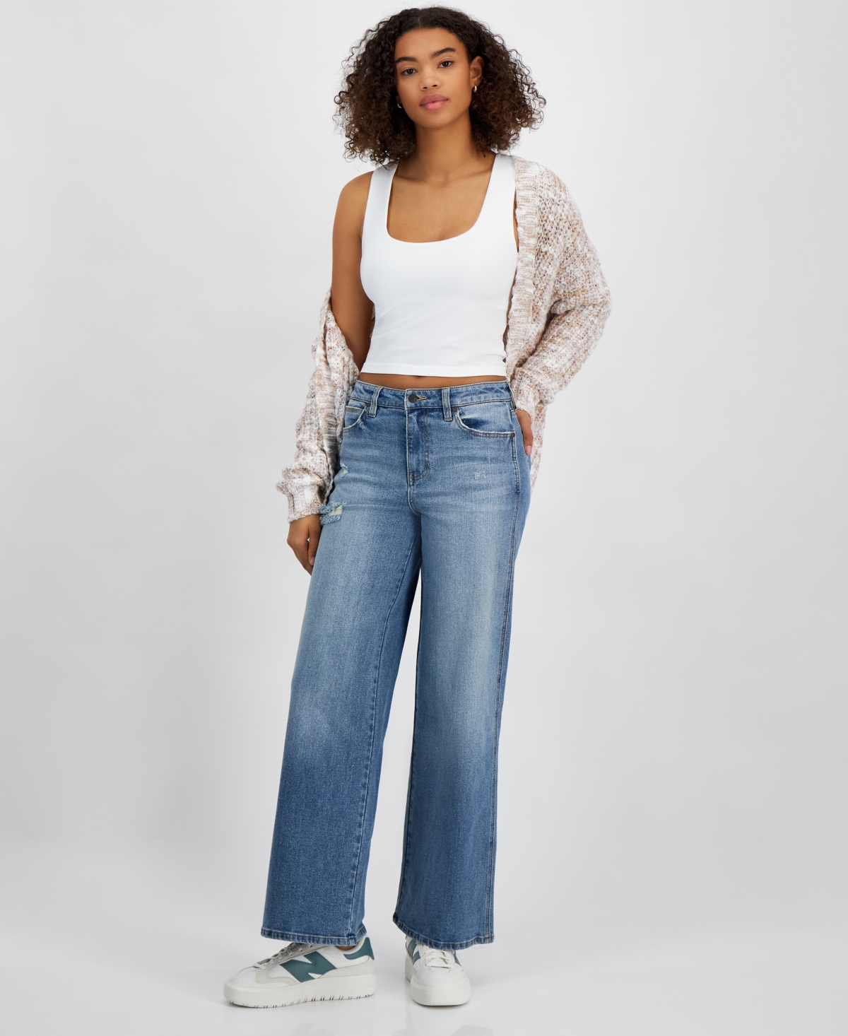 Juniors' High-Rise Curvy Wide-Leg Jeans - Light Wash