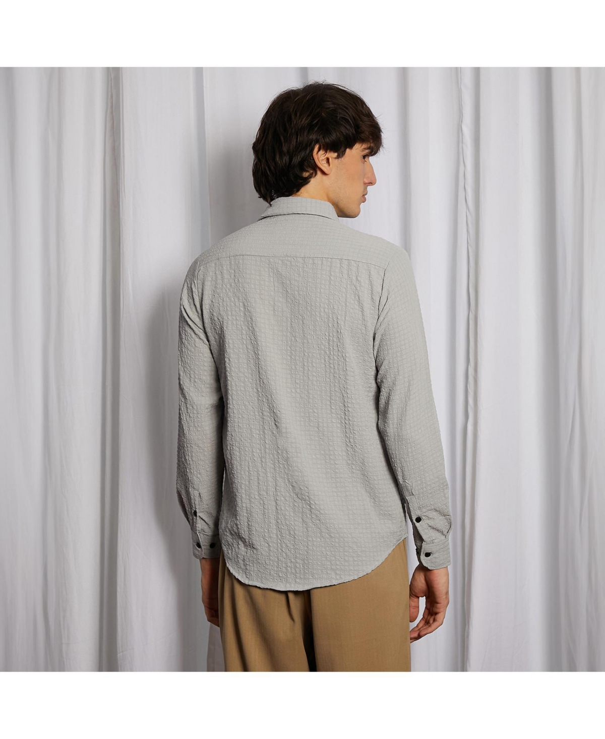 Campus Sutra Men's AshCubic-Seersucker Shirt - Grey