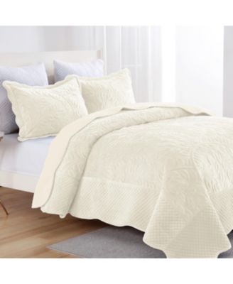 3 Pc Luxury Velvet Oversized Embroidery Soft and Plush Quilt Set Queen