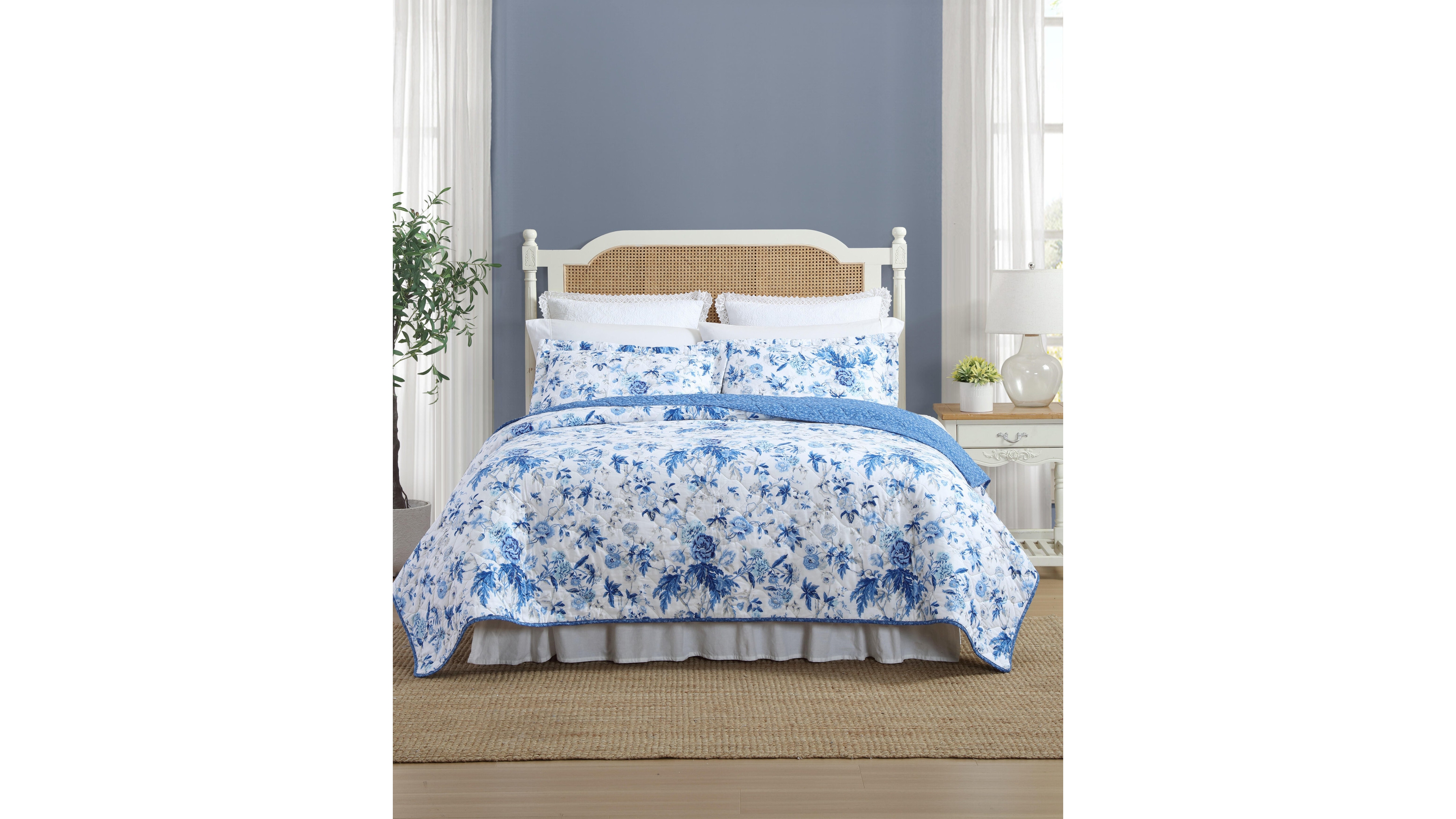 Laura Ashley Breezy Floral Reversible 3-Pc. Quilt Set, King