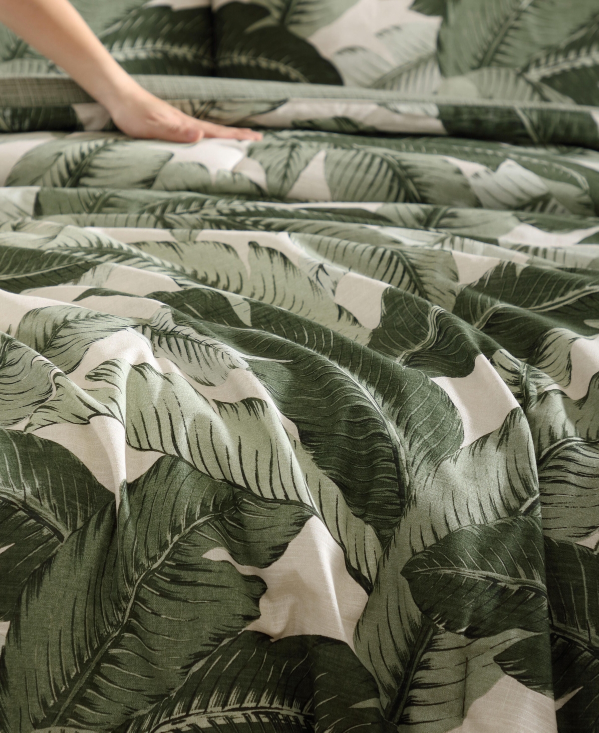 Tommy Bahama Vintage Palms Reversible 3-pc. Comforter Set, King In Jungle Green