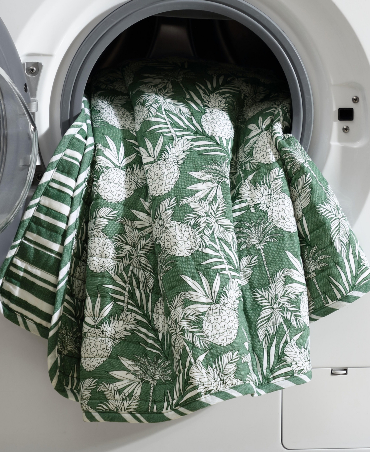 Tommy Bahama Home Pineapple Venture Reversible 2-pc. Quilt Set, Twin In Green