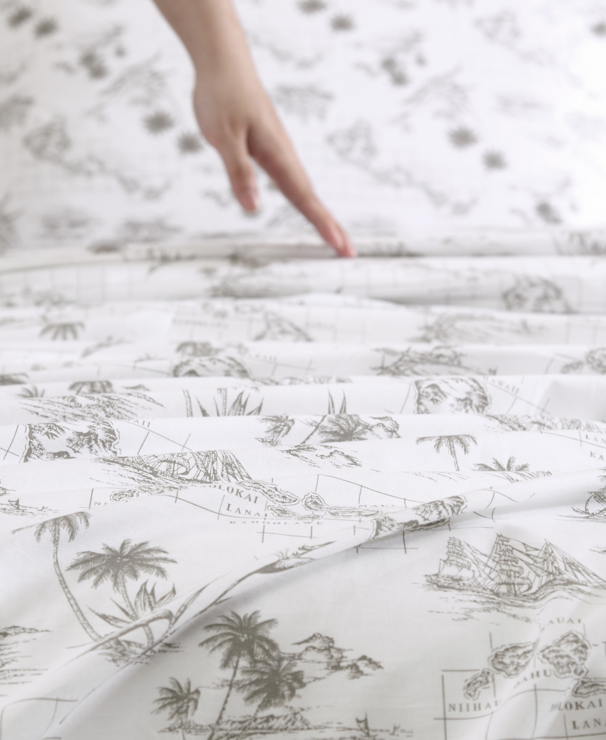 Tommy Bahama Cotton Percale 4 Piece Sheet Set, King In Classic Map