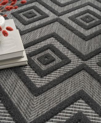 Versatile NRV01 6'x9' Area Rug
