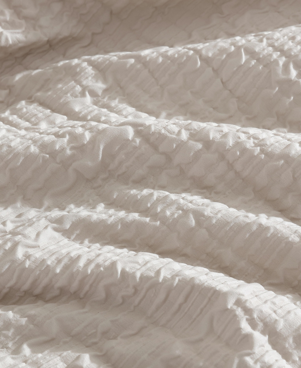 Kenneth Cole New York Serenity Wavy Lines Embossed 2-Pc. Comforter Set,