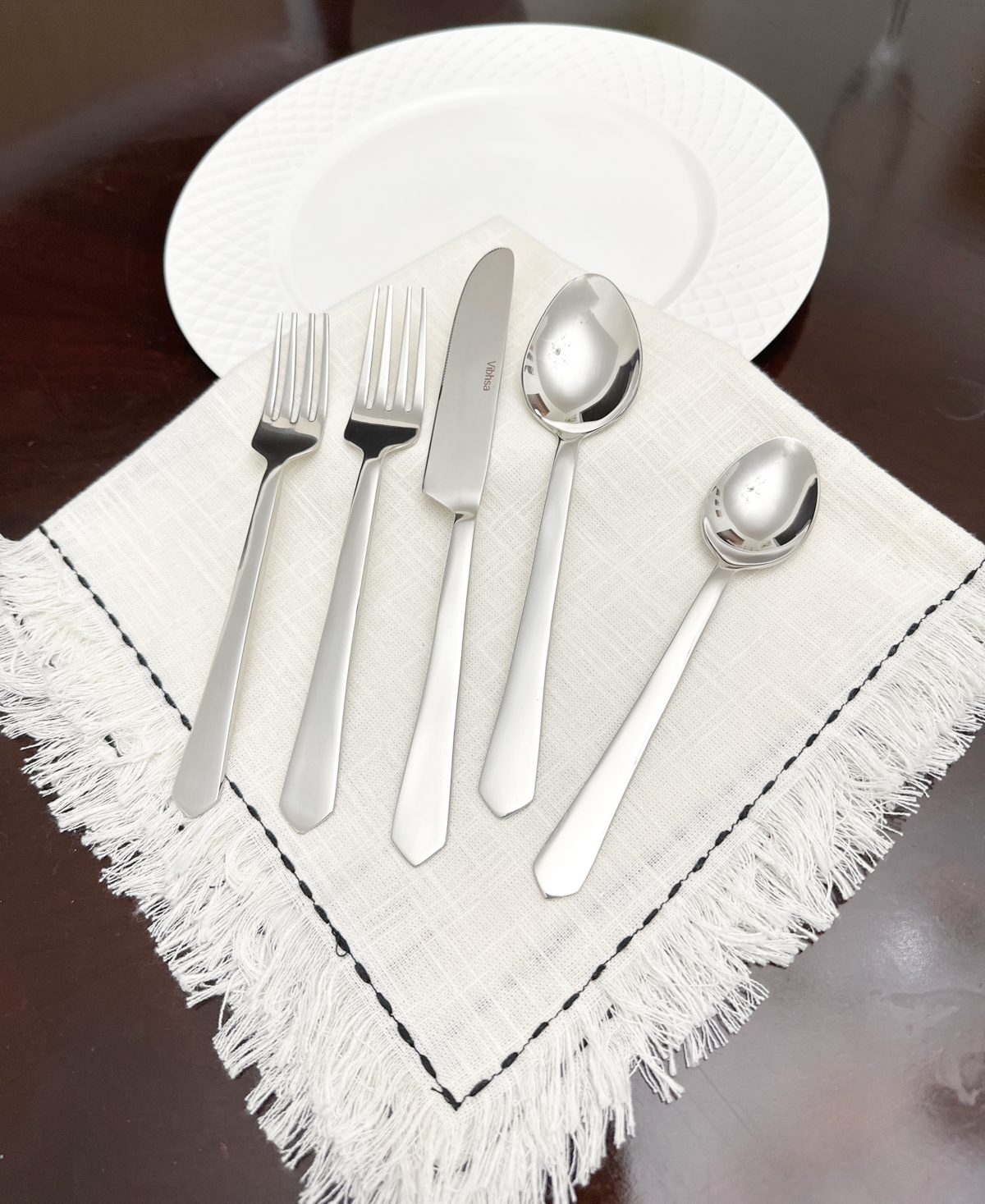 VIBHSA CROWN 20-PC. FLATWARE SET, SERVING FOR 4 