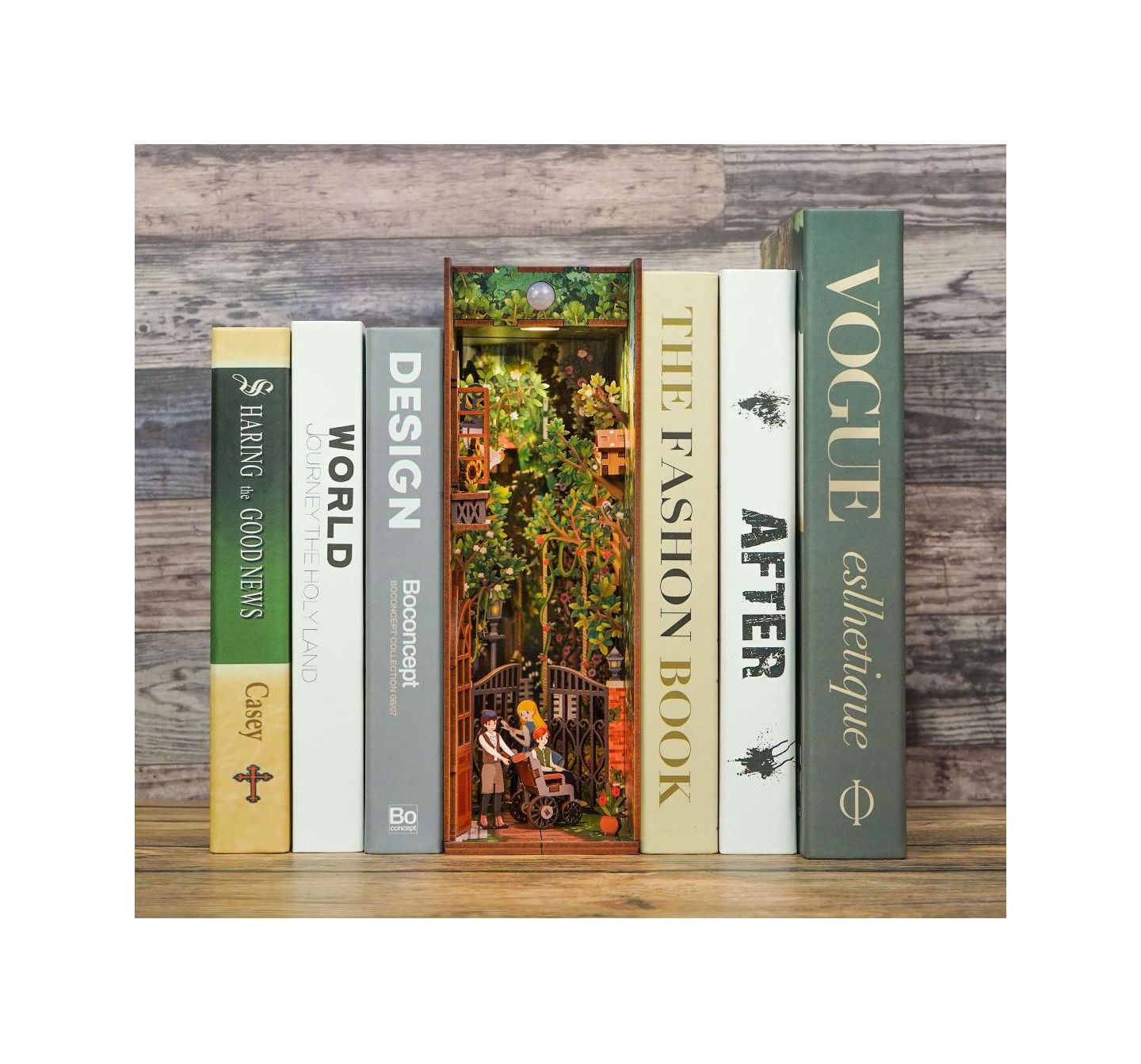 Детский конструктор Flash Popup Secret Garden Motion-Sensing LED 80-Piece 3D Book Nook Building Kit, Ages 14+, цвет: Зелёный — фото 1
