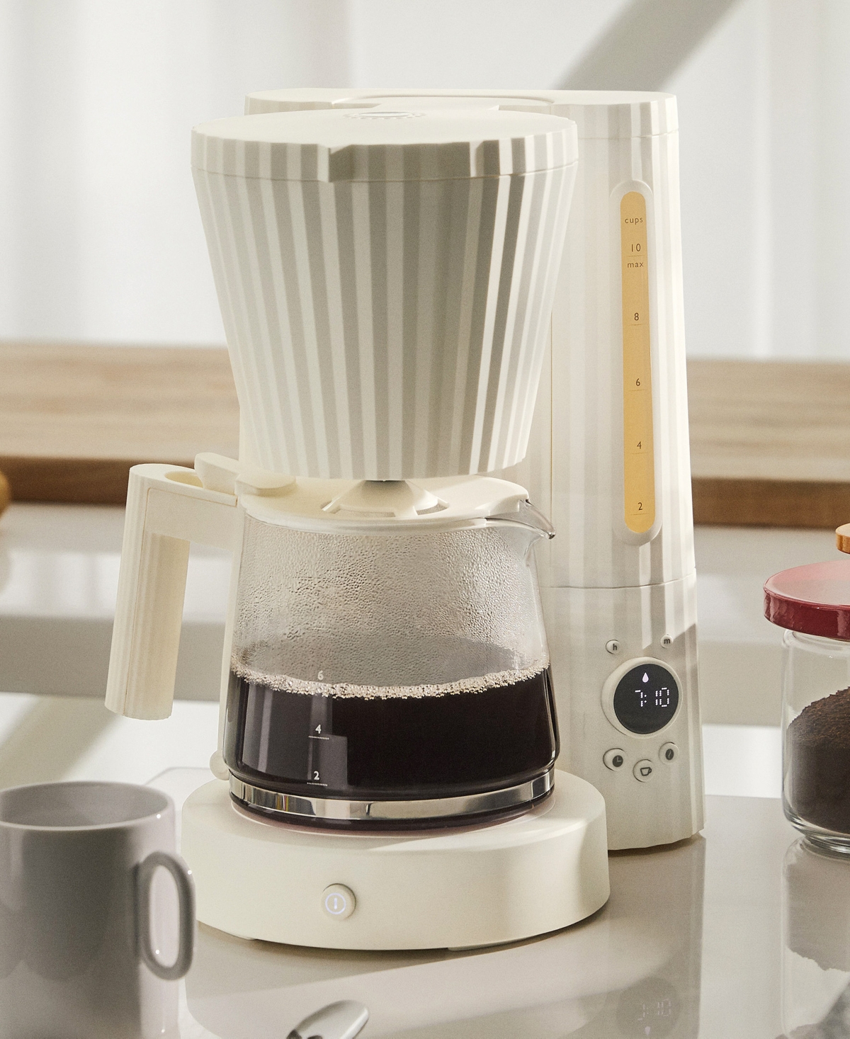 Alessi Plisse Filter 10 Cup Coffee Machine In White