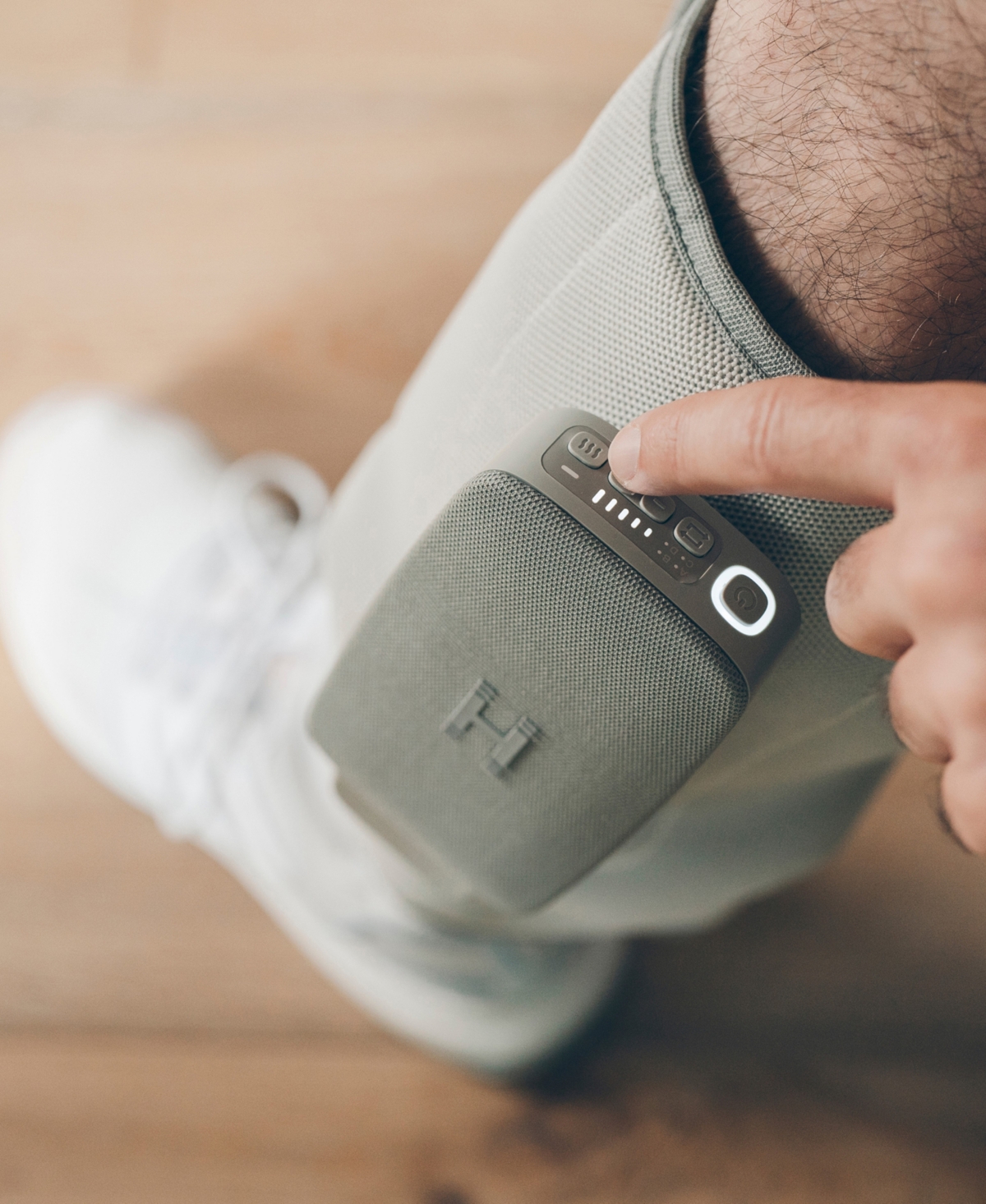 Homedics Modulair Compression Calf Wrap + Controller Bundle In Gray