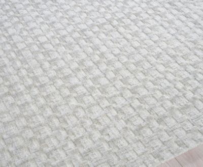 Exquisite Rugs Monroe Silk 5625 Rug Collection