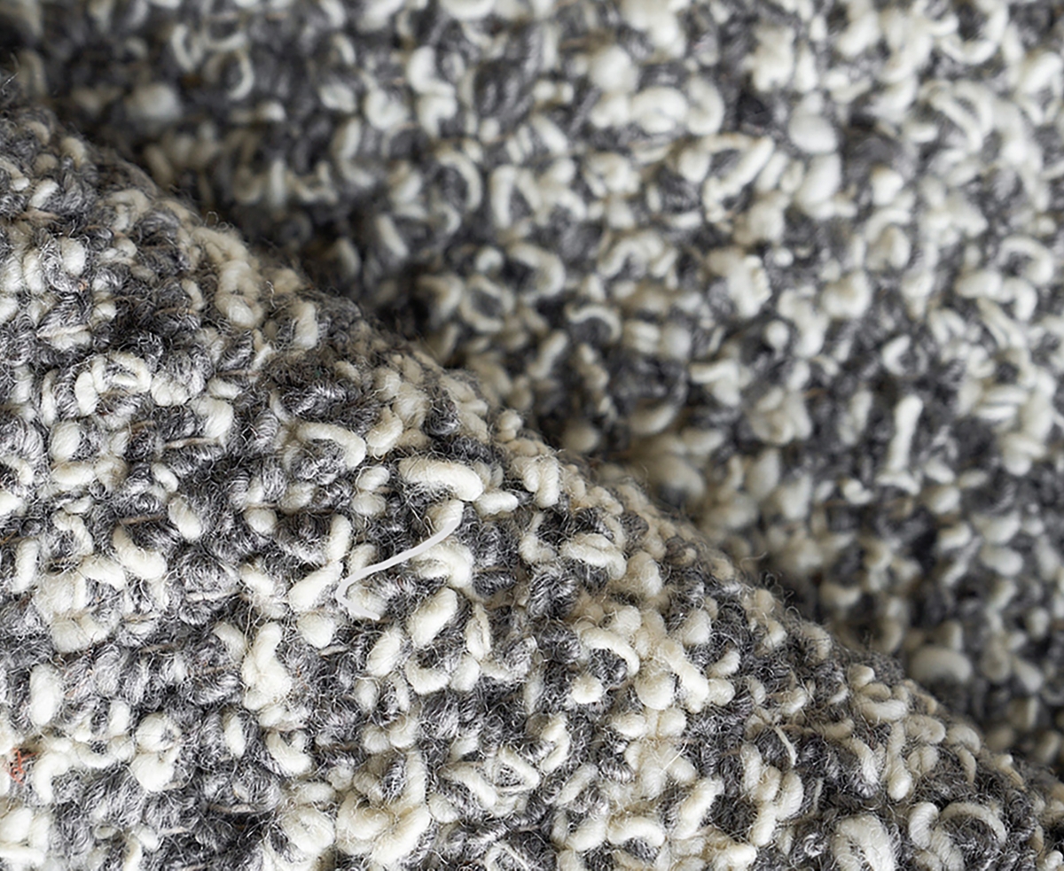 Exquisite Rugs Ferretti 5756 Area Rug, 6' X 9' In Dark Gray