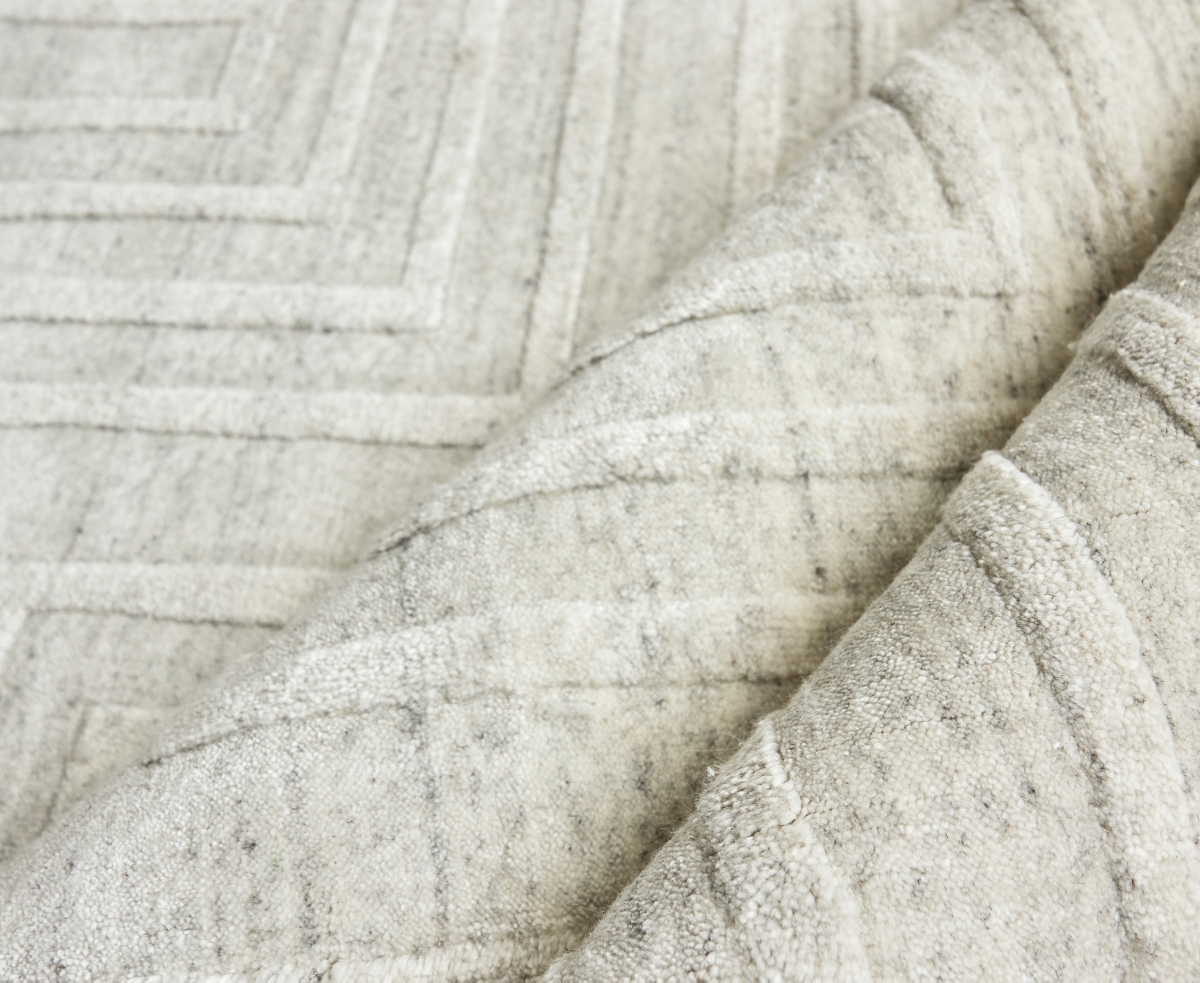 Exquisite Rugs Castelli 4351 6'x9' Area Rug In Ivory