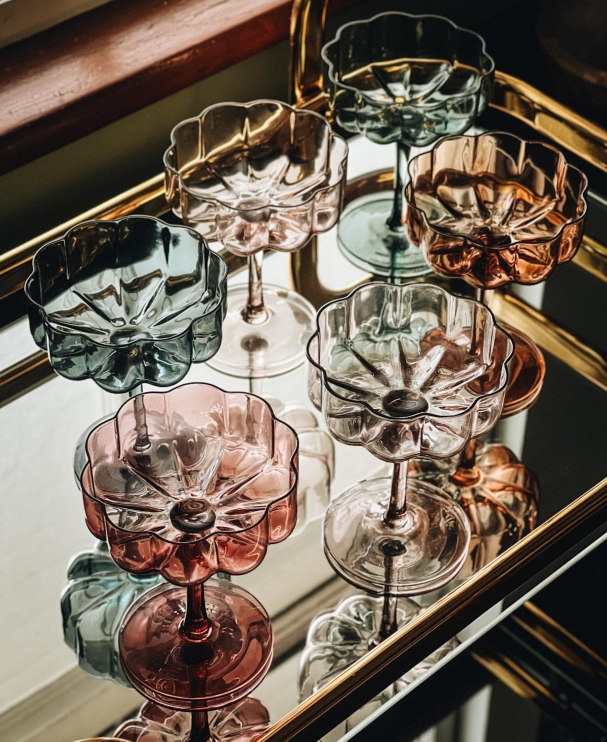 The Wine Savant Martini And Champagne Flower Classic Wavy Glass Coupes, Set Of 6 In Multi Color
