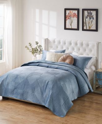 Riviera Velvet Finely Stitched 2 Piece Quilt Set, Twin/Twin XL