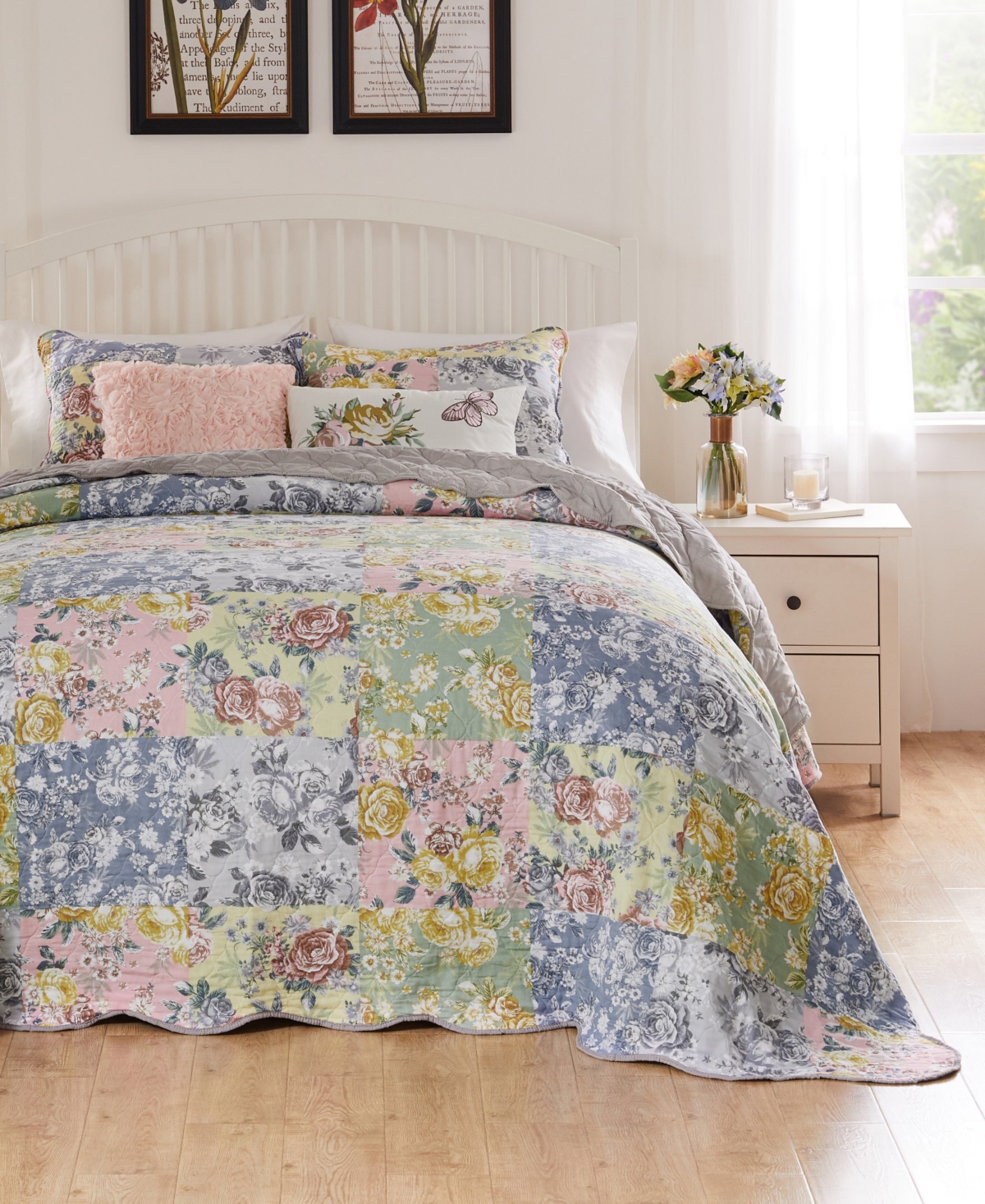 Greenland Home Fashions Emma Floral Print 3-pc. Bedspread Set, Queen In Gray
