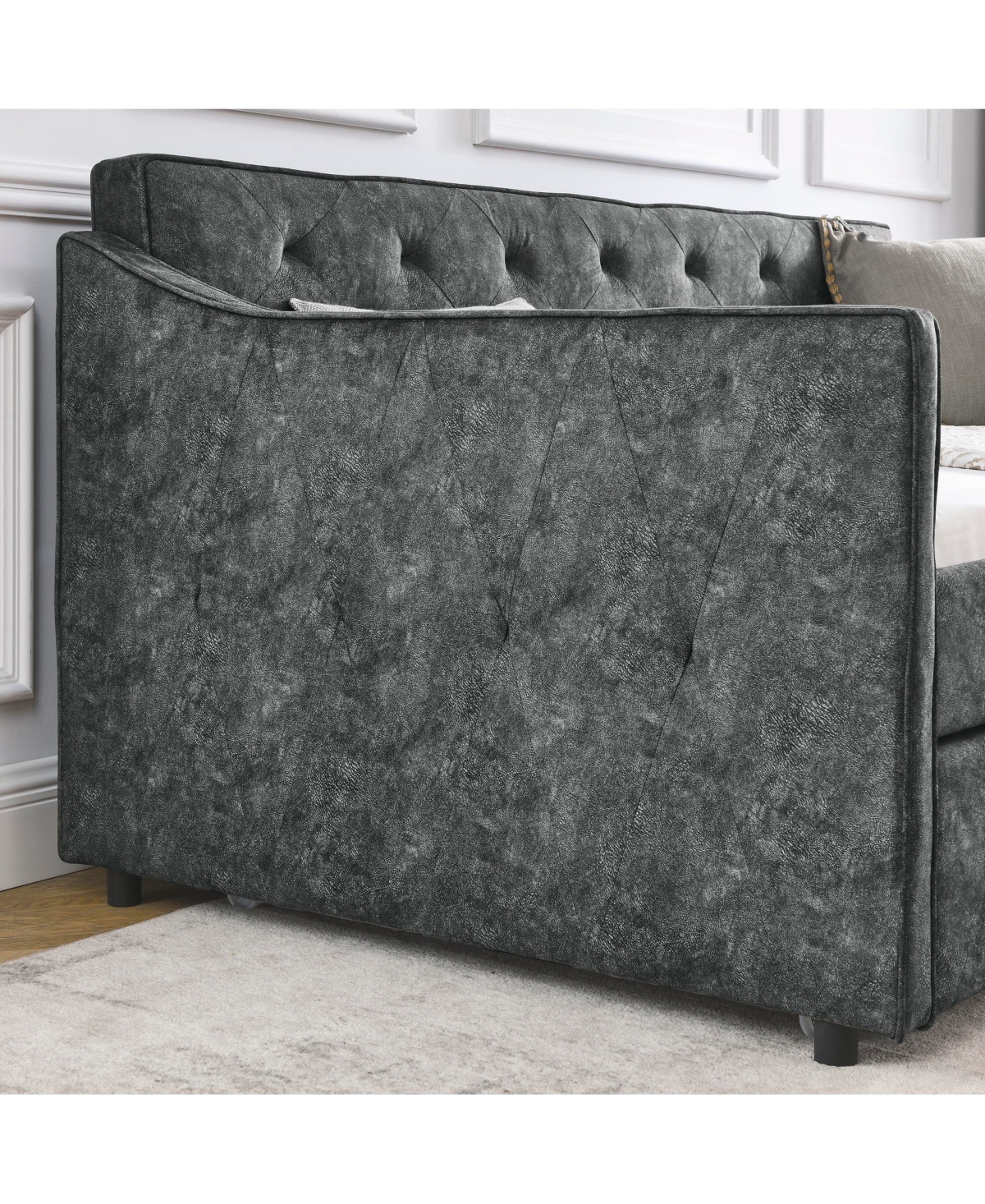 Streamdale Tufted Twin Daybed with Pullout Trundle (80.5"L)