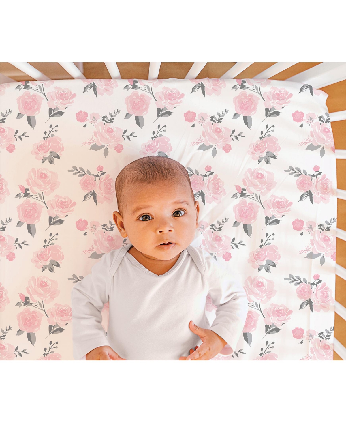 The Peanutshell Arianna 7 Piece Baby Nursery Bedding Set, Quilt, Sheets, Skirt, and Changing Pad Cover -white/grey