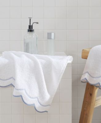 Scallop Cotton Hand Towel, 27" x 16"