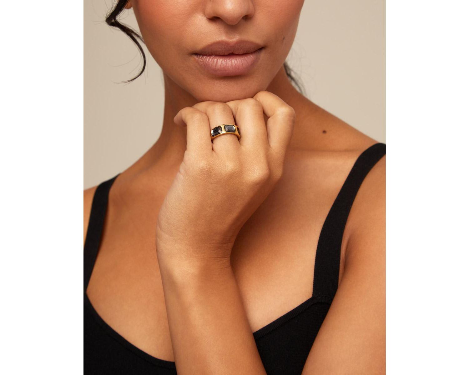 Three Faceted Crystals Emerald Cut Metal Alloy Ring