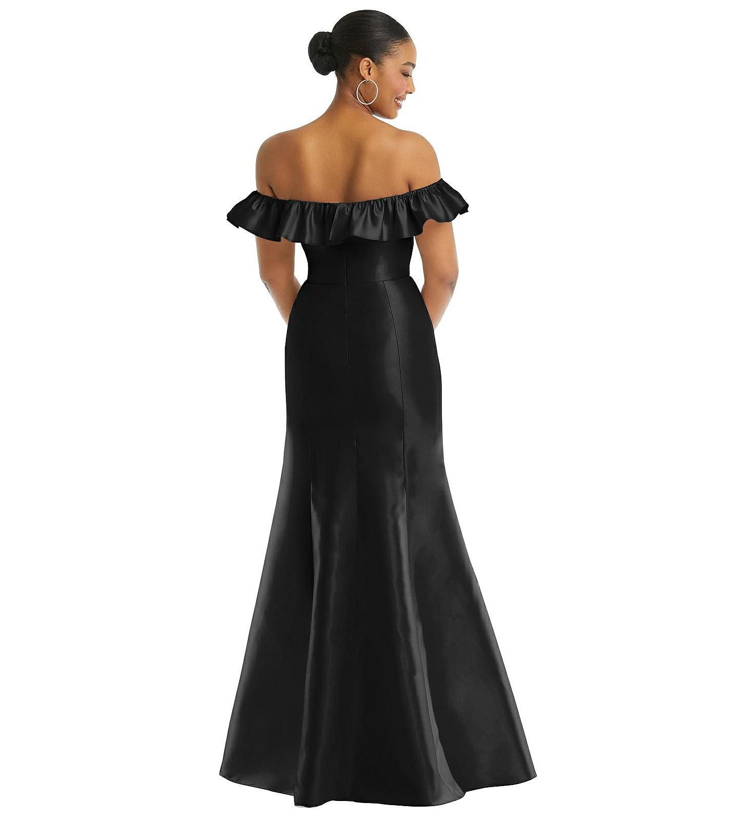 Женское платье Alfred Sung Off-the-Shoulder Ruffle Neck Satin Trumpet Gown, цвет: Чёрный — фото 4