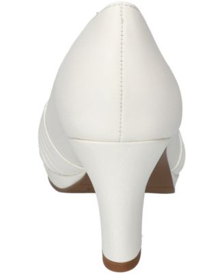 Women's Lavish Slip-On Platform Pumps