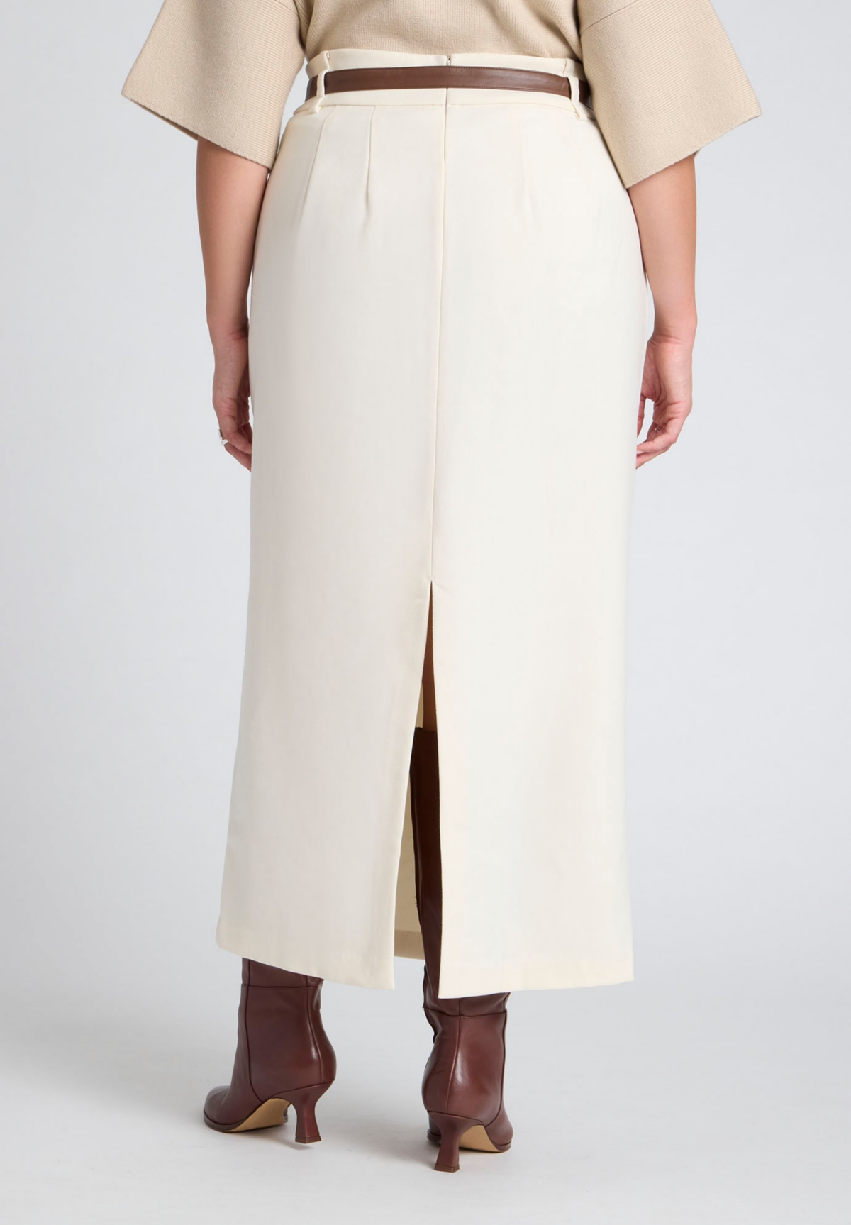 Eloquii Women's Plus Size Belted Column Skirt
