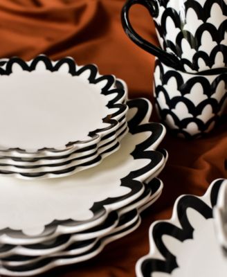 Arabesque Trim Scallop Edge Platters 4-Pc. Set, Service For 4