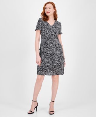 Connected - Women's Printed Asymmetric Tiered Dress