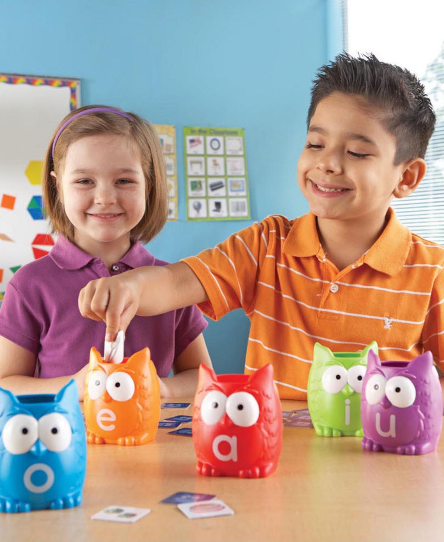 Детские игрушки Learning Resources Vowel Owls Long and Short Vowels 100-Piece Set, Ages 5+ — фото 5