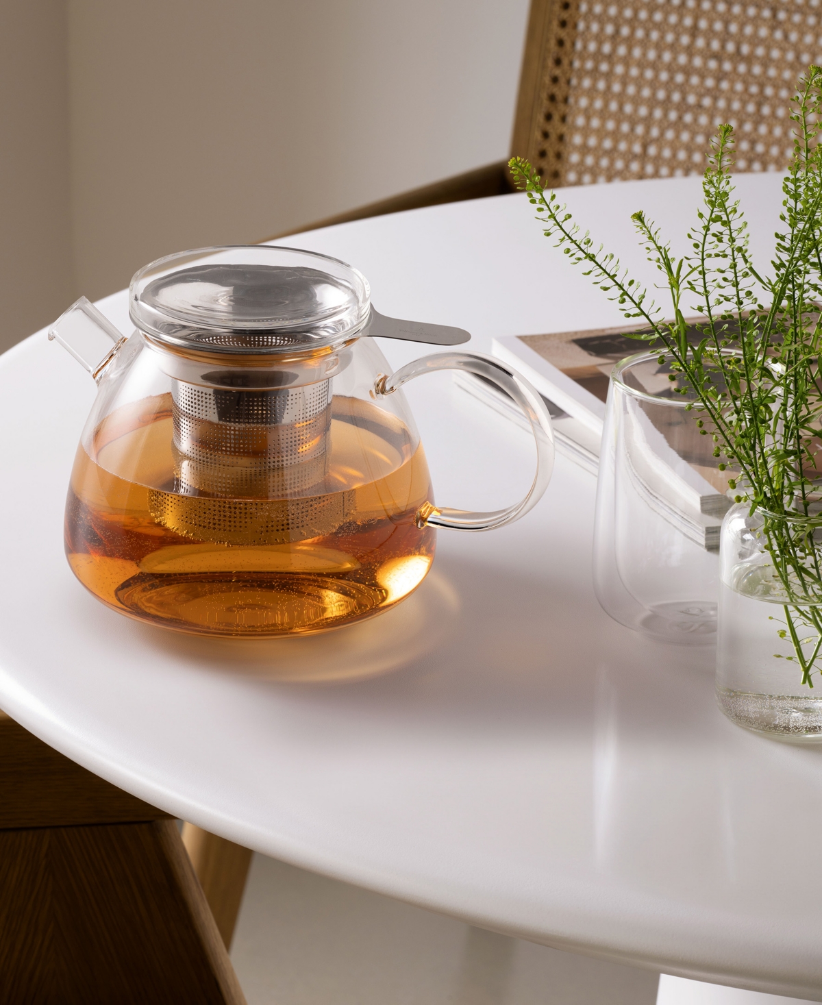 Villeroy & Boch Artesano Hot Cold Beverages Insulated Teapot In Clear