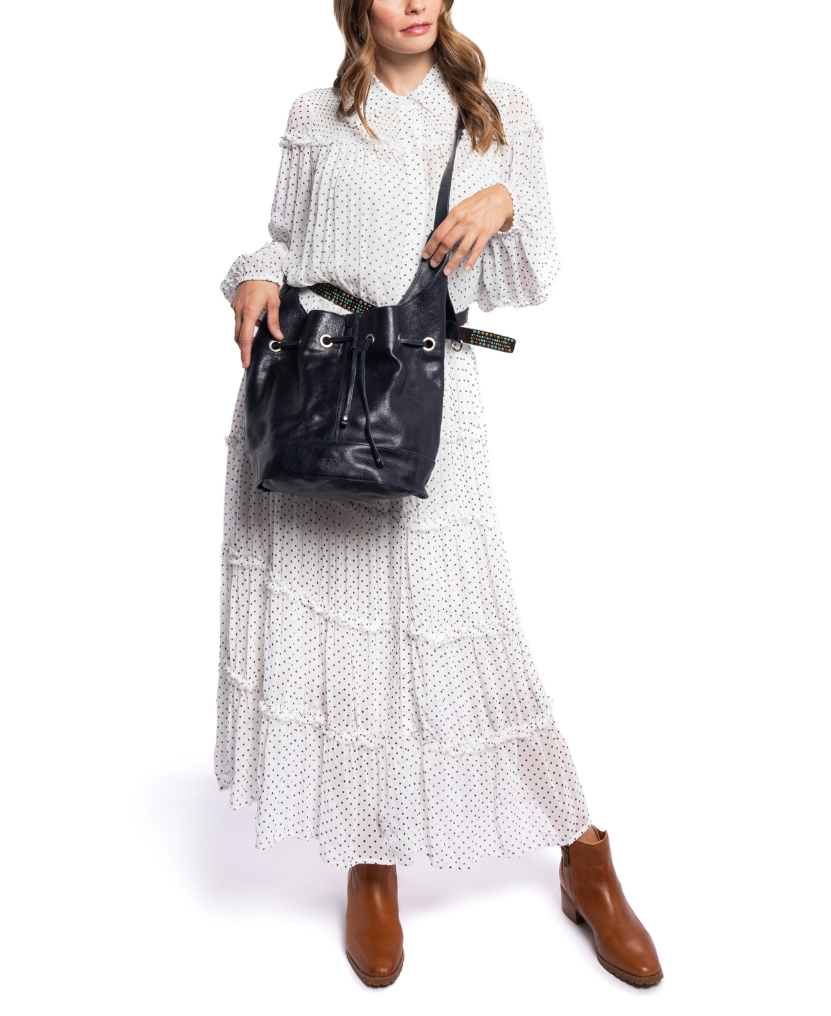 Old Trend Lily Shoulder Bucket Bag In Navy