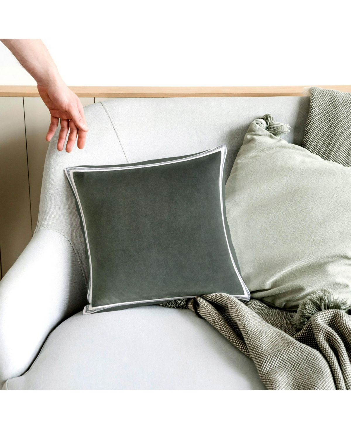 Ihi Home Meraki Cotton Velvet Border Pillow, 20