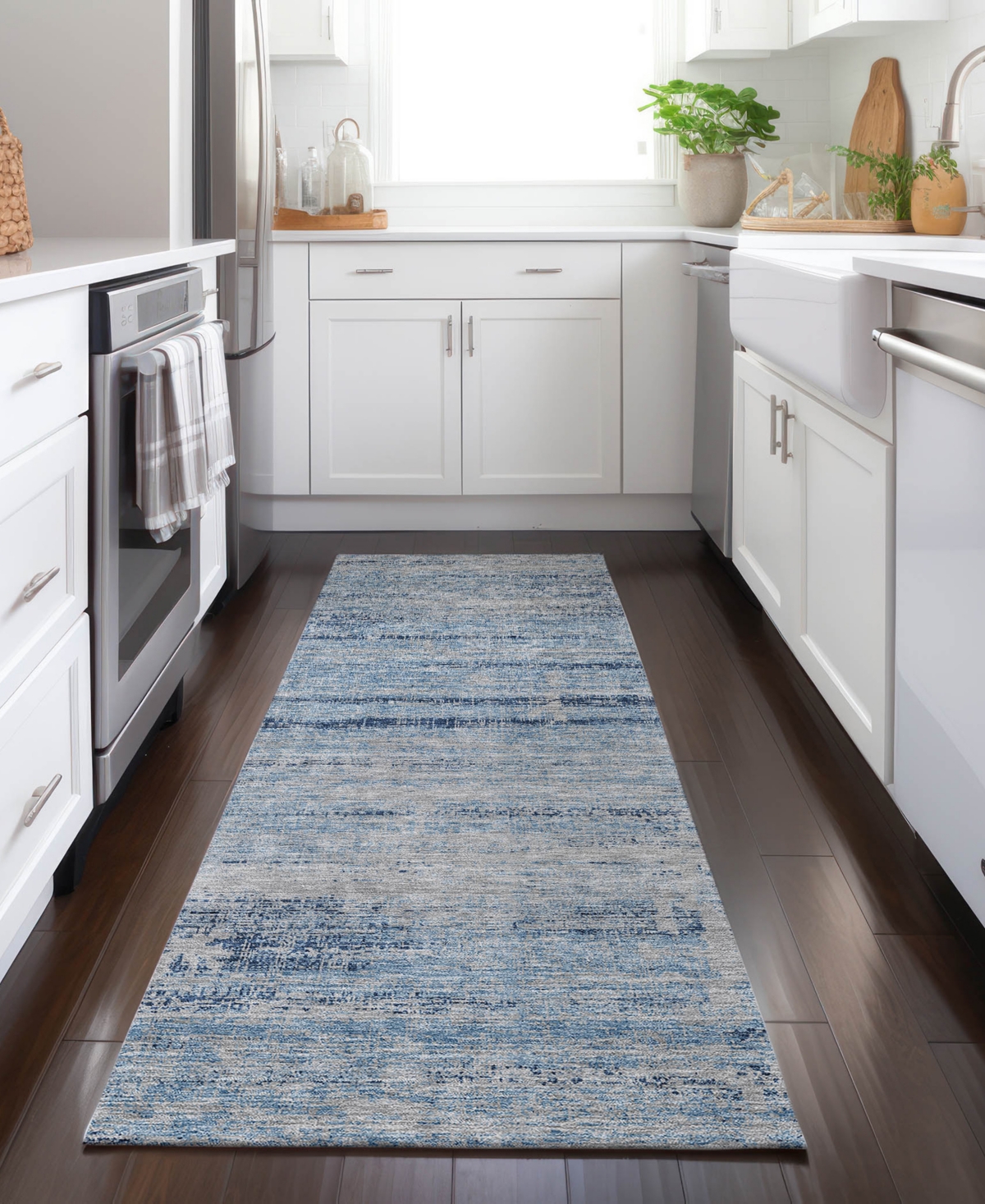 Addison Chantille Acn747 2'3"x7'6" Runner Area Rug In Mist