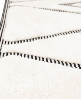 Prismatic Trellis 5'1"x7'1" Area Rug