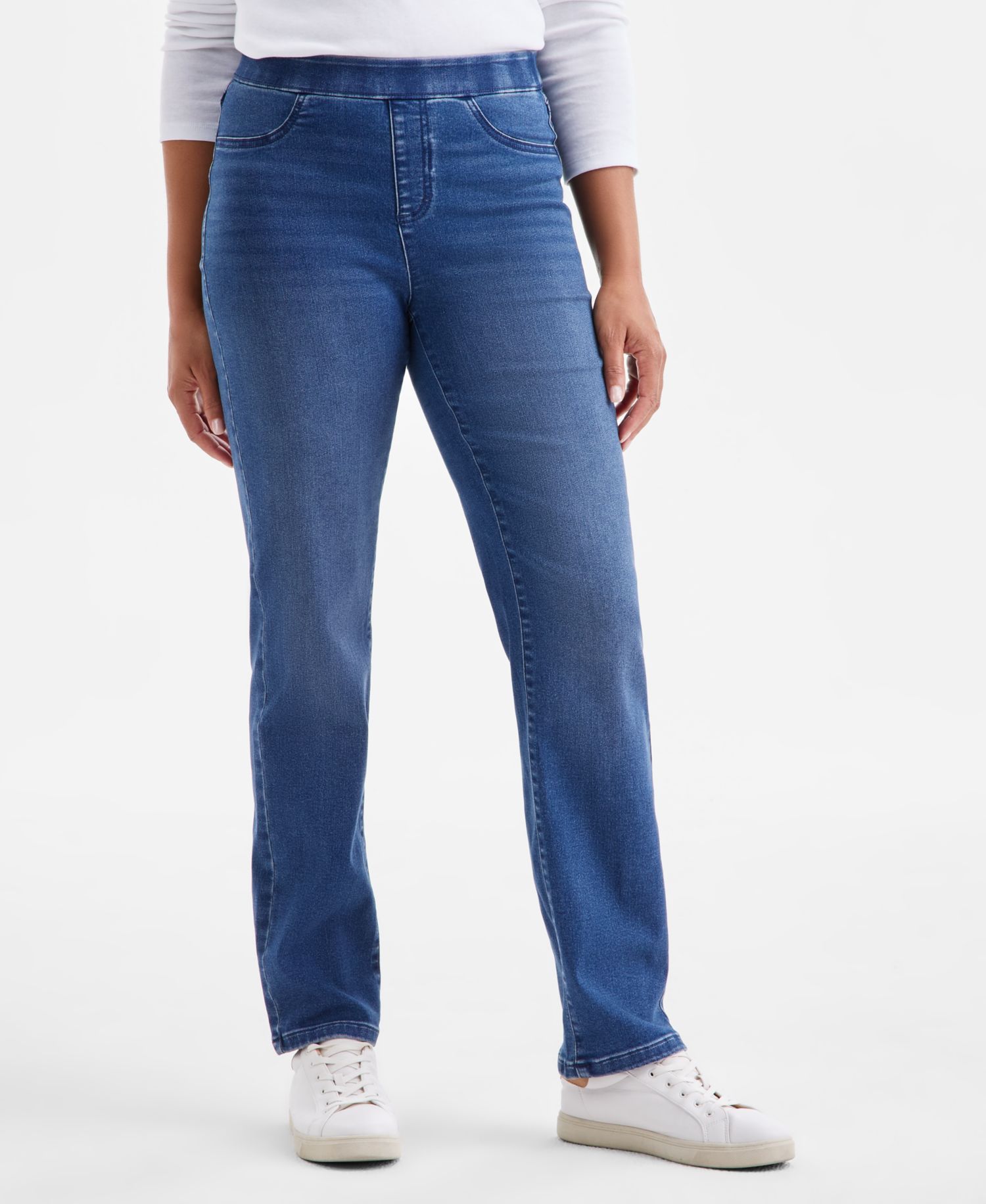 Women's Straight Leg Pull-On Jeans