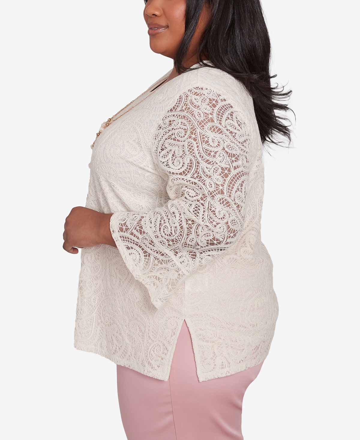 Alfred Dunner Plus Size Coming Up Roses Lace Woven Top with Necklace