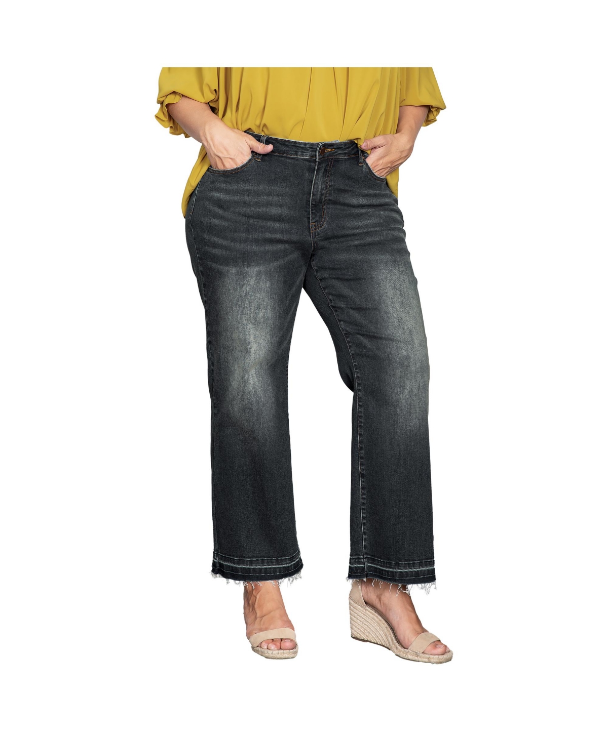 Plus Size Raw Hem Cropped Wide Leg Jeans - Black vintage