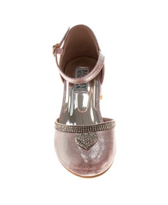 Little Girls Low Heeled Dress Shoes. (Little Kids/Big Kids)
