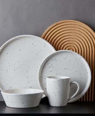 Jade 32 Pc. Dinnerware Set, Service for 4