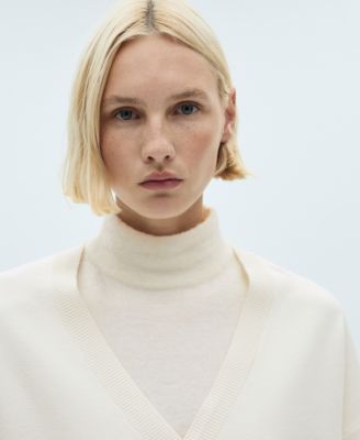 Women's V-Neck Knit Cardigan