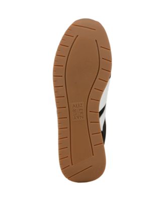 Women's Lorena Closed Round Toe Lace Up Sneakers