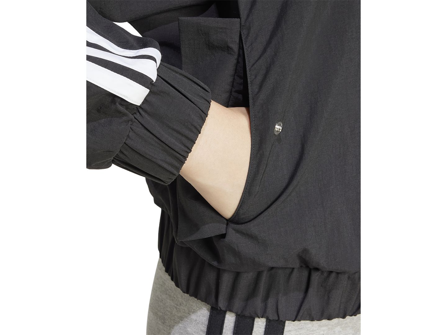 Женская куртка adidas Essentials 3-Stripes Lifestyle Bomber, цвет: Чёрный — фото 4