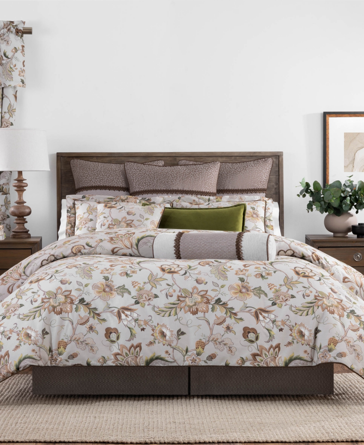 Rose Tree Esmeralda Jacobean Print 4-pc. Comforter Set, Queen In Sage