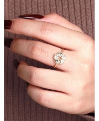 Clover Heart Ring in 14K Gold, Size 6, approx. 1.8 grams.